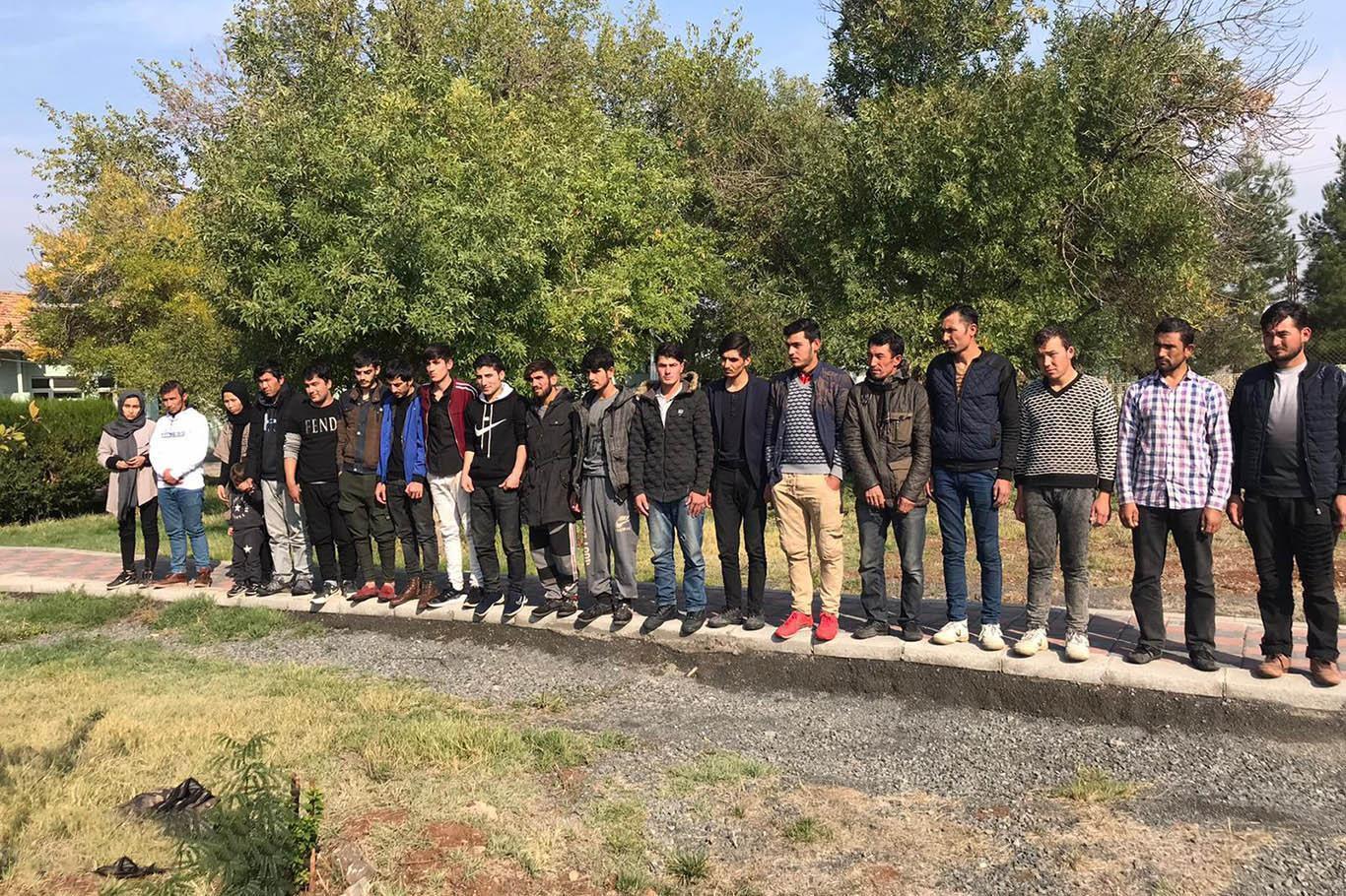 116 irregular migrants held in western Turkey
